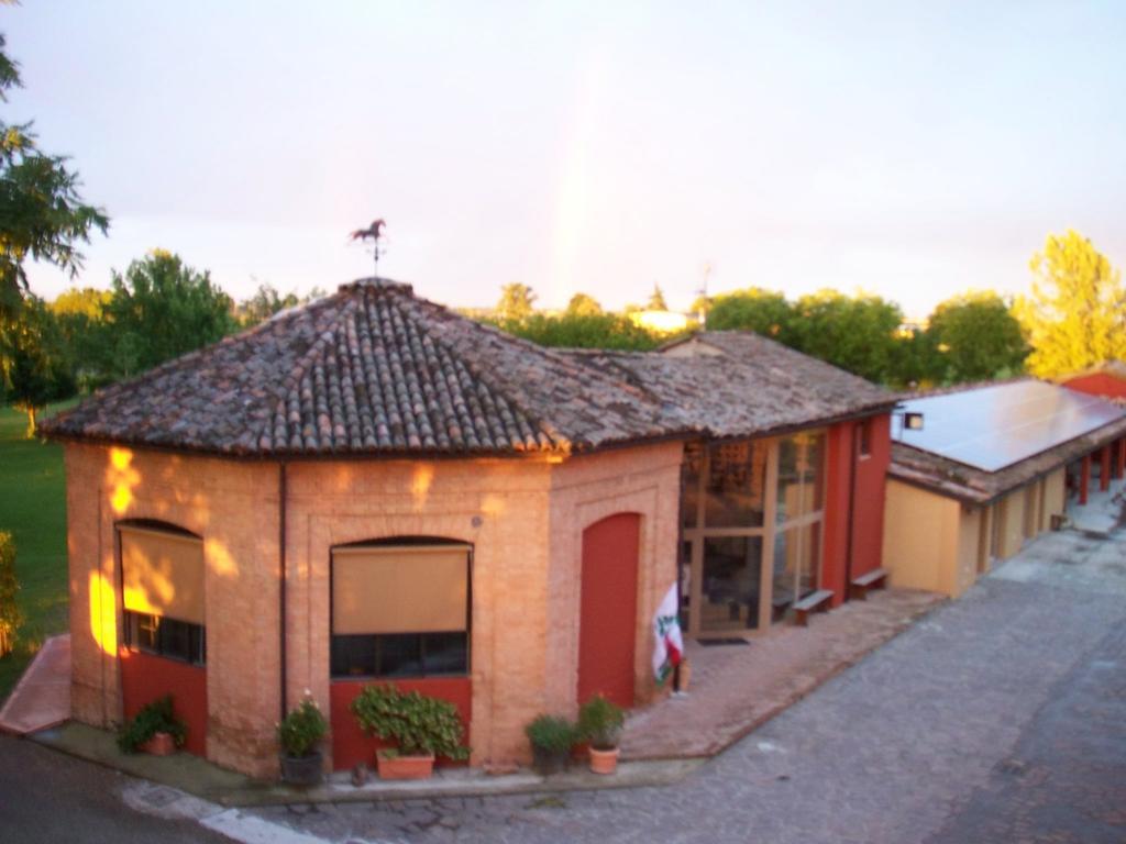 Agriturismo Battibue Fiorenzuola dʼArda Exterior foto