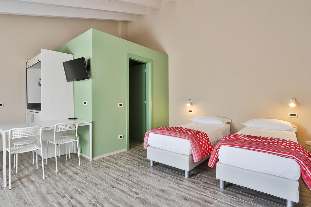 Agriturismo Battibue Fiorenzuola dʼArda Zimmer foto